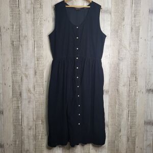 Vintage Eddie Bauer Sleeveless Black Button-Down Corduroy Dress. Size Large